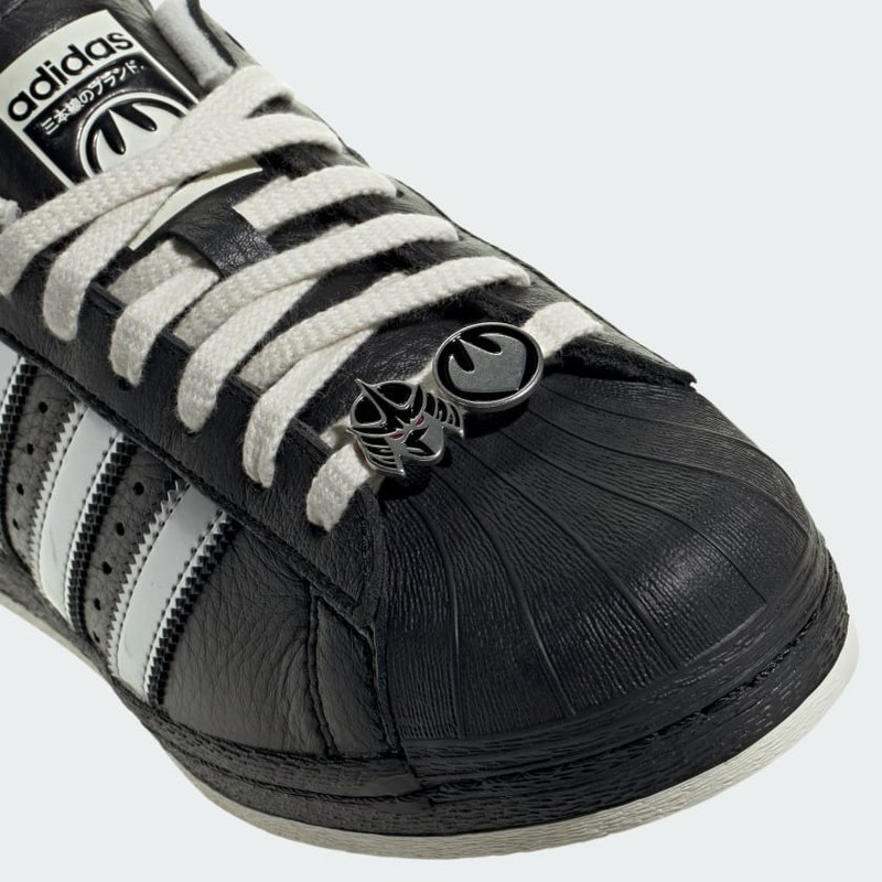 Black on black shell toe adidas sales